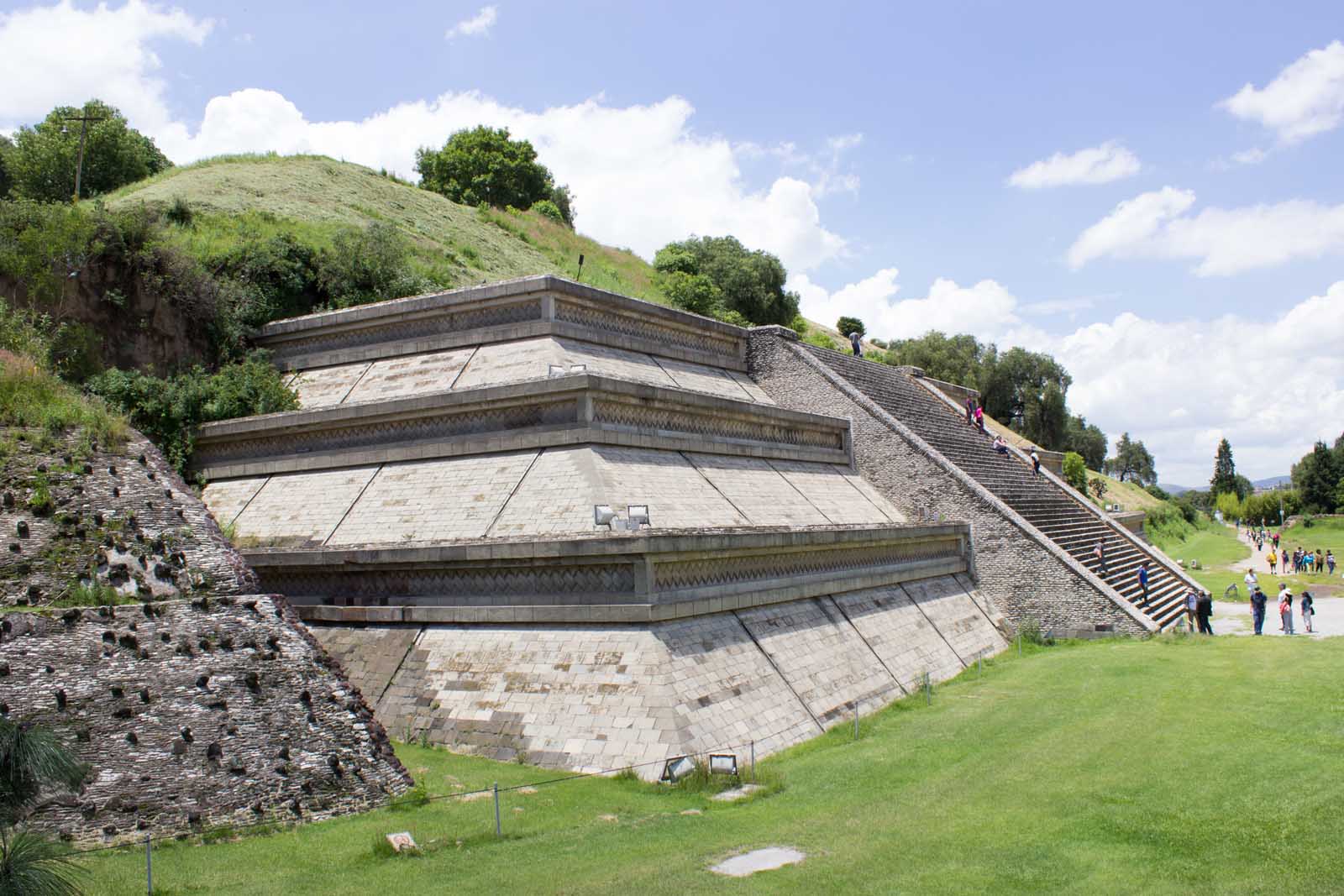 facts about mexico cholula world's largest pyramid