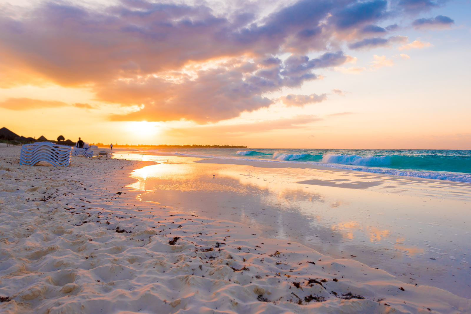 facts about cuba beach at sunset