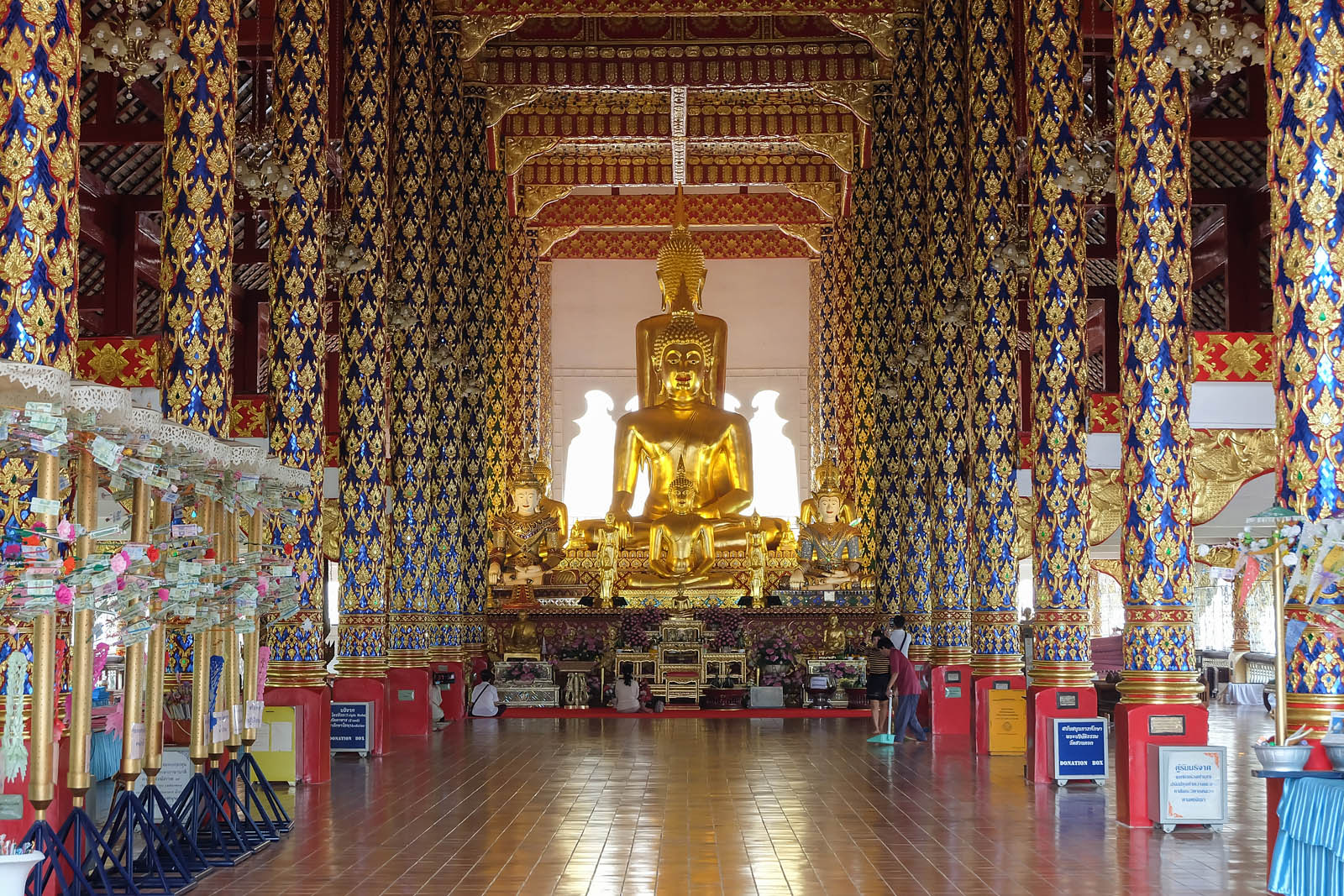 thailand facts - buddhism is main religion