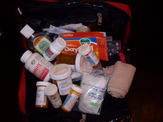 international travel packing list | first aid kit