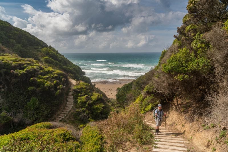 great ocean trail to twelve apostles australia