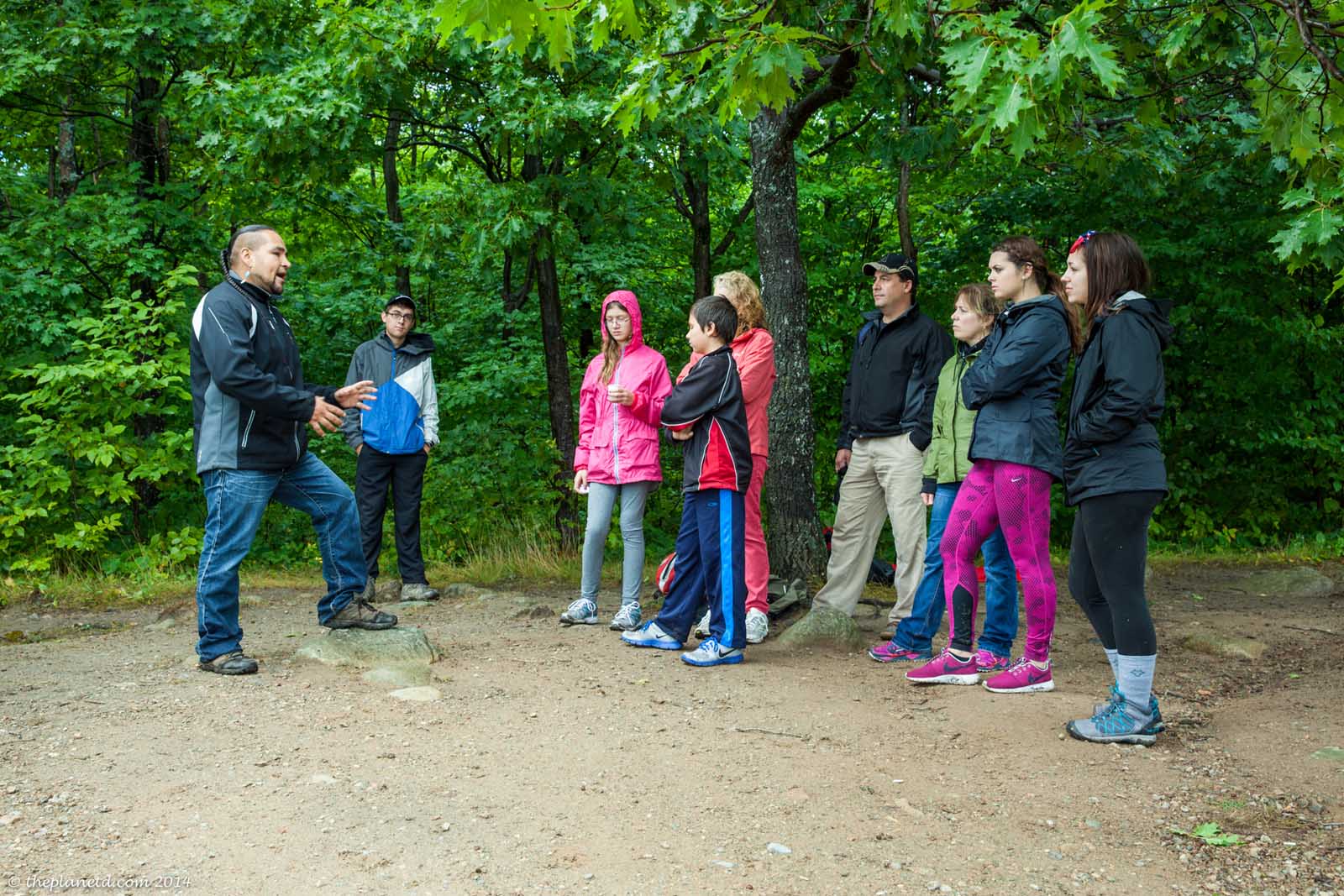 walk and talk with aboriginal guide