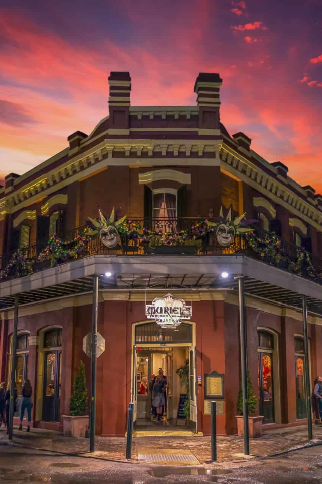 Dine with a Ghost in Haunted New orleans
