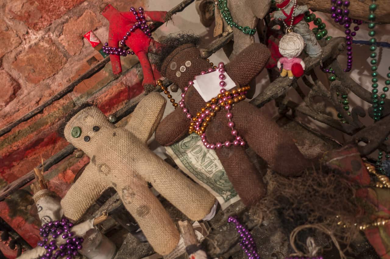 Inside the Voodoo Museum in haunted New Orleans