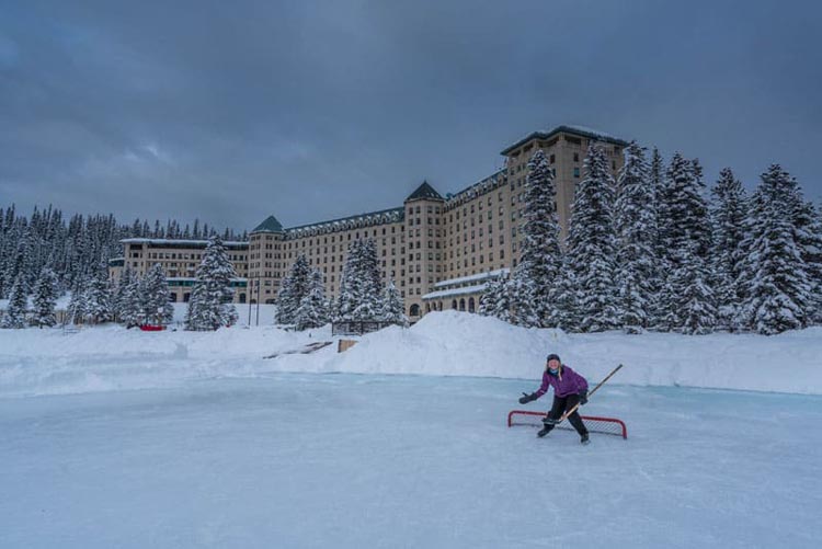 canadá al aire libre en invierno | hockey sobre estanque