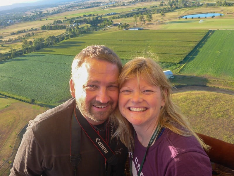 peaceful hot air balloon ride on the Gold Coast, Australia - Dave and Deb