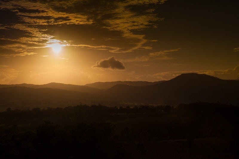 hot air ballooning the Gold Coast sunrise from balloon