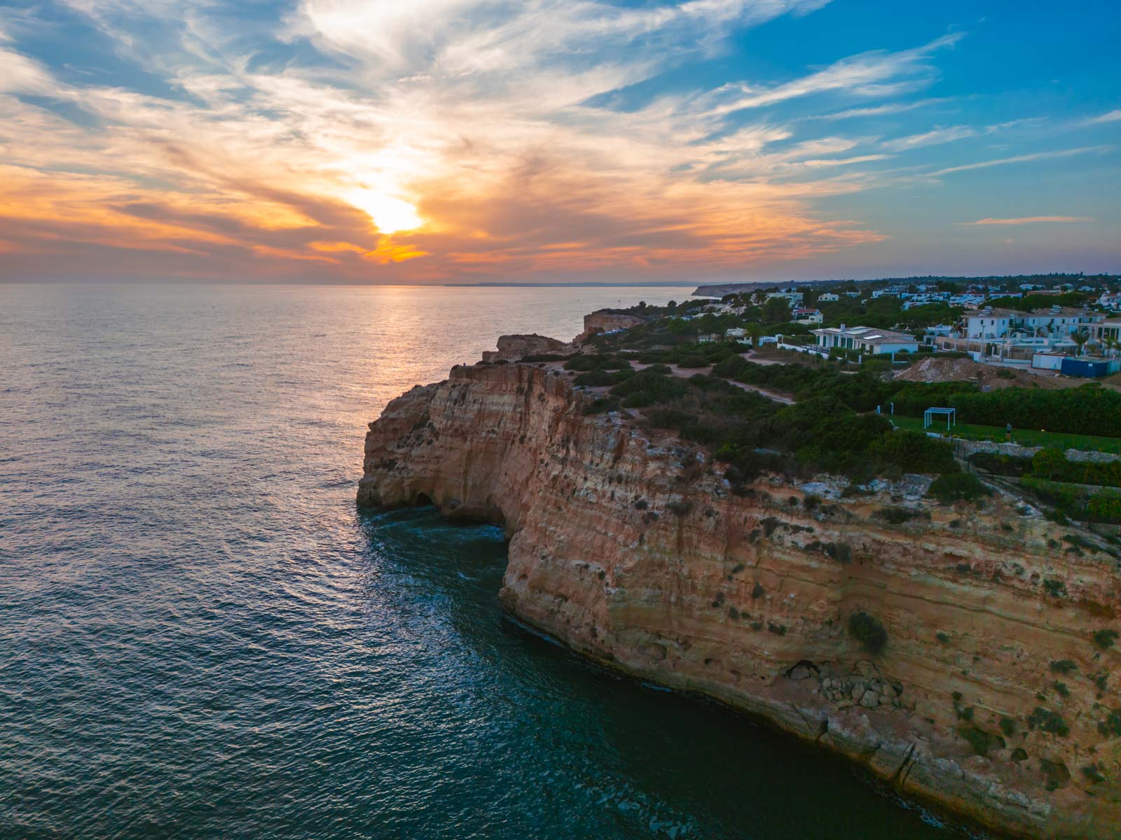 How to get to the Algarve Portugal