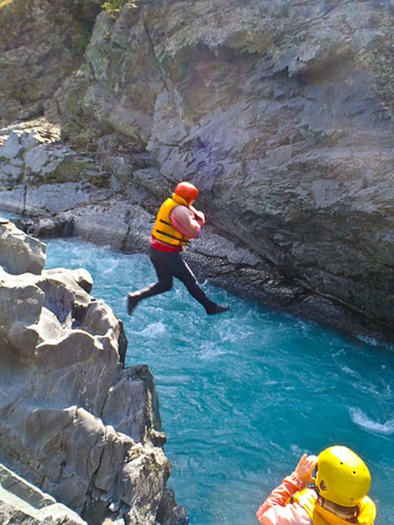 Whitewater Rafting Class 5 Rapids in New Zealand | The Planet D