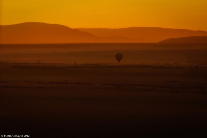 balloon at sunrise over masai mara