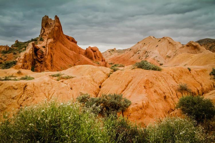 visit kyrgyzstan | skazka canyon