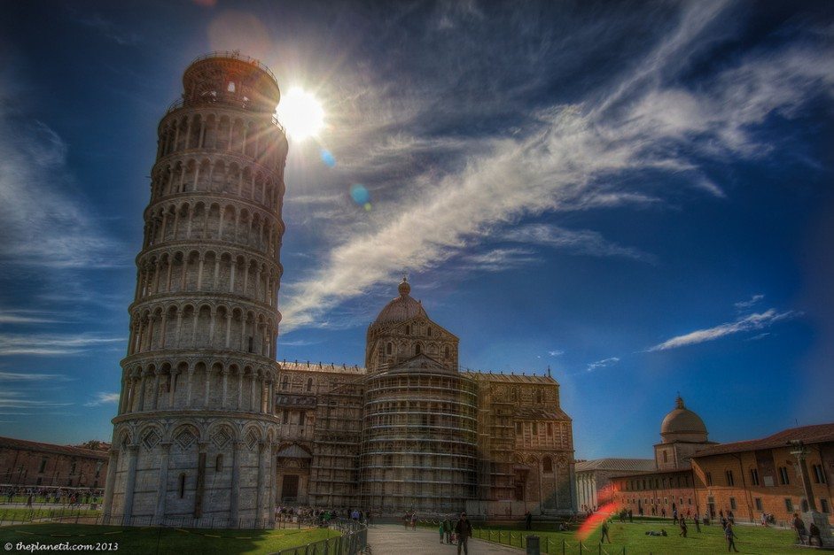 leaning tower of pisa sunset