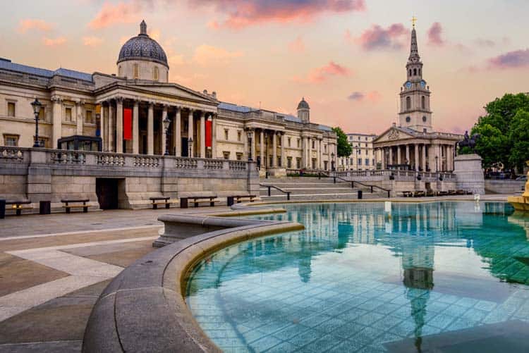 london landmarks in photos painted hall