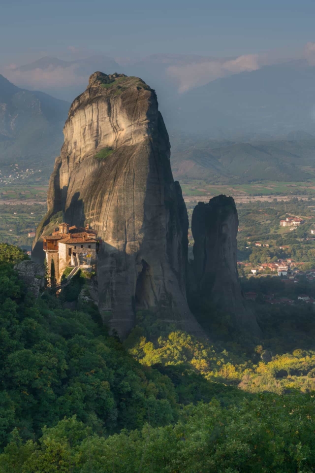 things to do in meteora greece