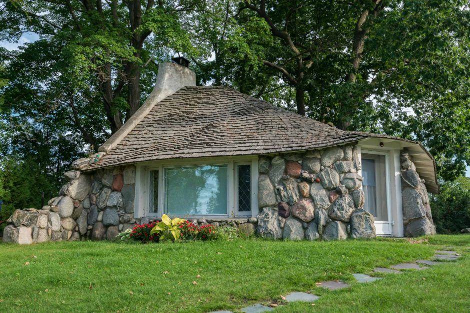 mushroom houses charlevoix mi