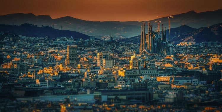 cities in spain to visit right now | barcelona