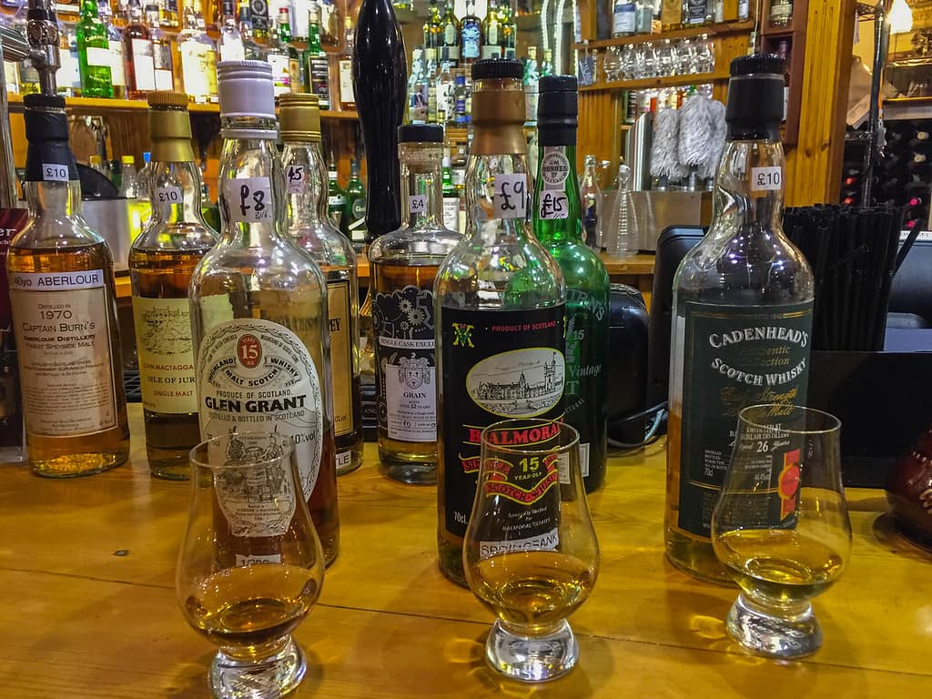 dornoch castle whisky bar
