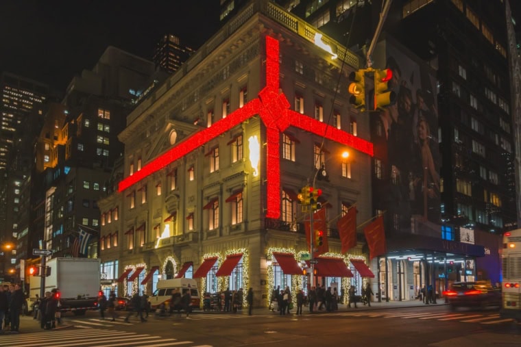 Christmas displays through December in NYC
