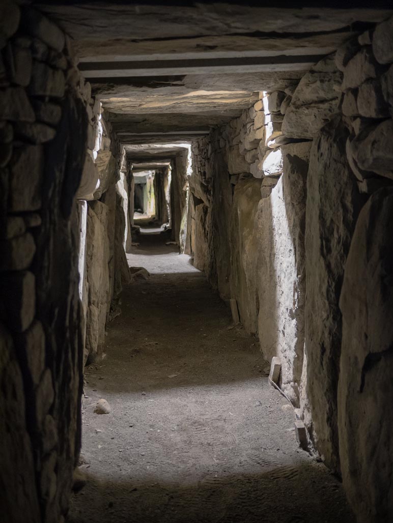 passage to tomb courtesy Adobde Stock images