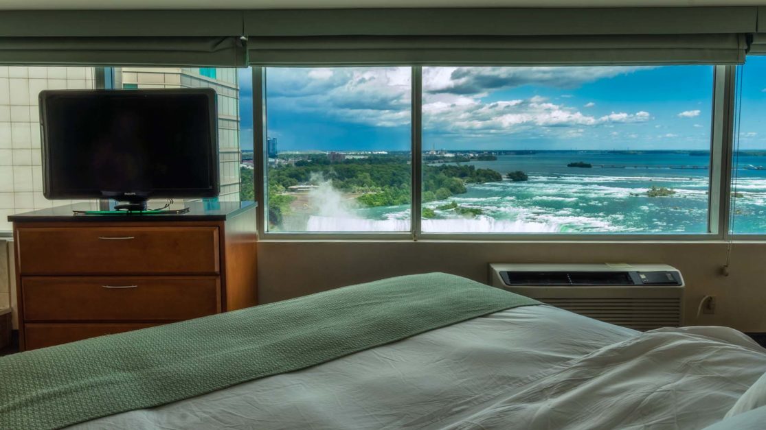 Where to Stay in Niagara Falls - Best Hotels in 2024 - The Planet D