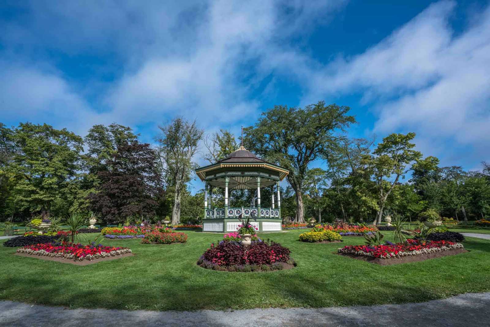 nova scotia images gardens