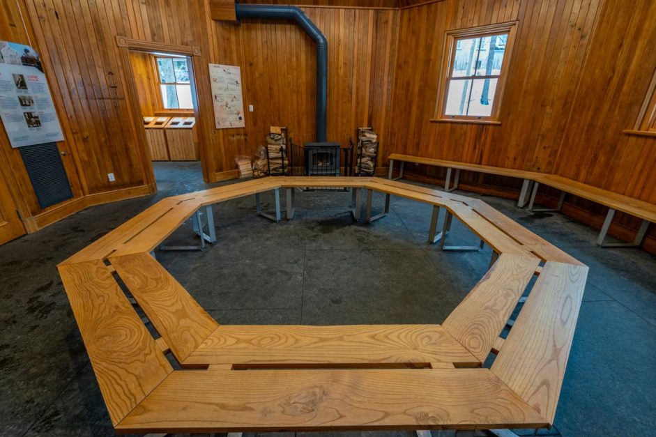 Ottawa Attractions Winter Rideau Hall Cabin