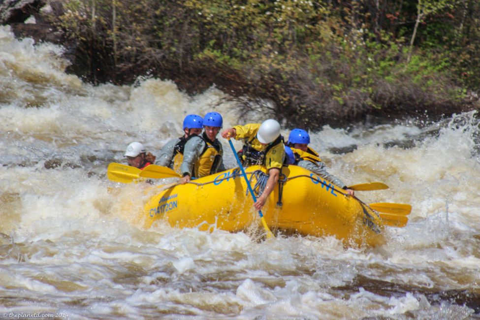 Huge Whitewater Rafing on the Ottawa River