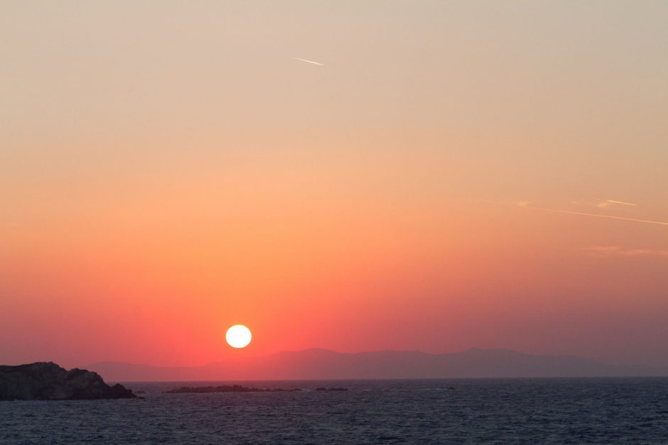 best sunsets in Greece on Mykonos