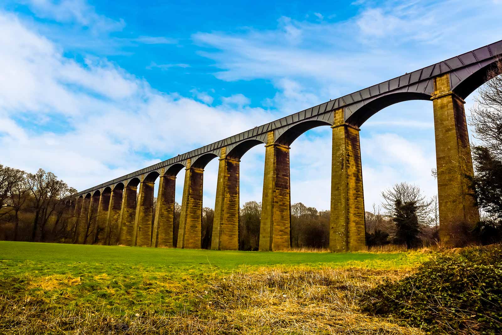 places to see in wales Pontcysyllte Aqueduct and Llangollen Canal
