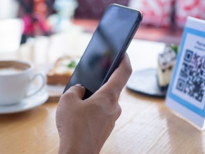 Don’t Scan This Abroad: The QR Code Travel Scam Tourists Miss