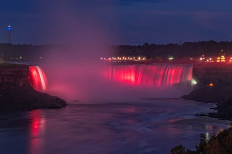 romantic ontario getaways night