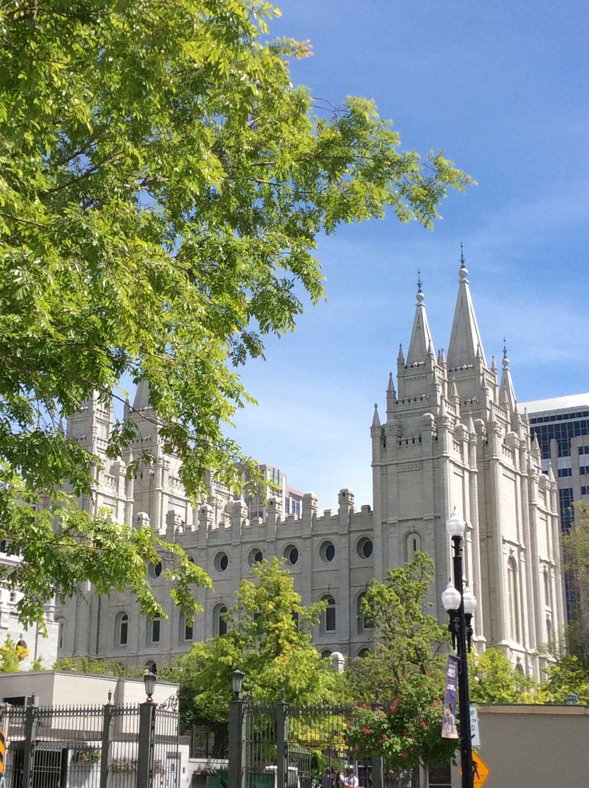 things to do in salt lake city family history library at temple square