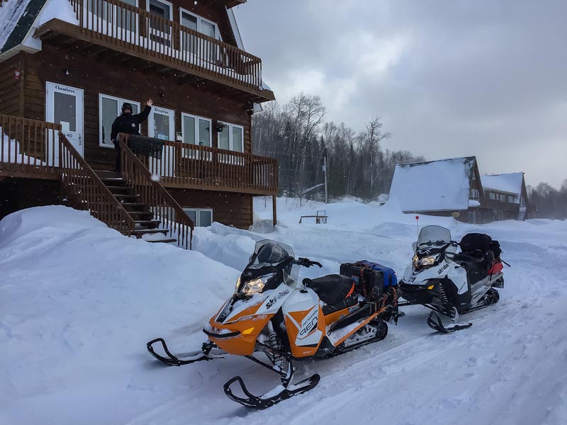 quebec snowmobile trip morning