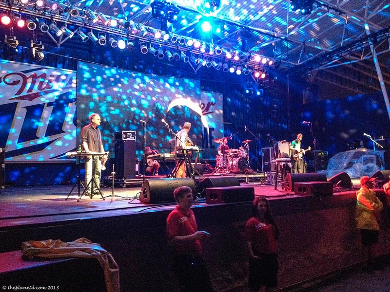 summerfest milwaukee front row seat