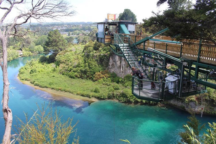 new zealand bungee jump- taupo