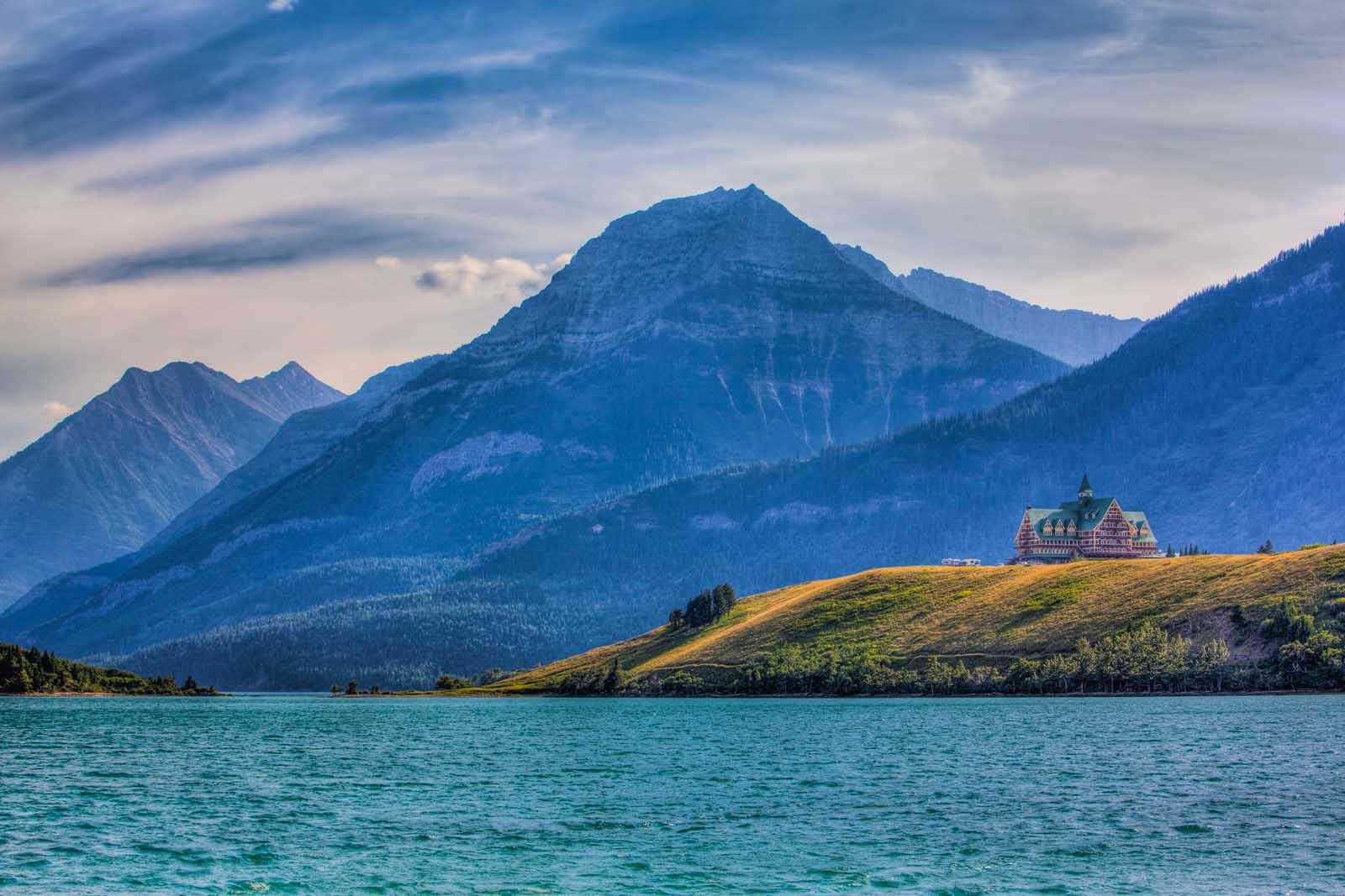 what to do in alberta waterton lakes np