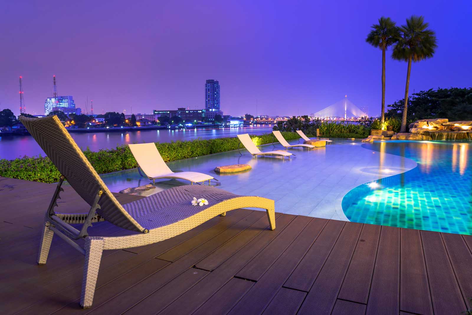 where to stay in bangkok hotels