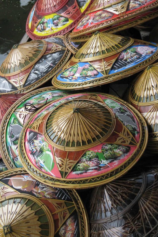 markets in bangkok conical hats