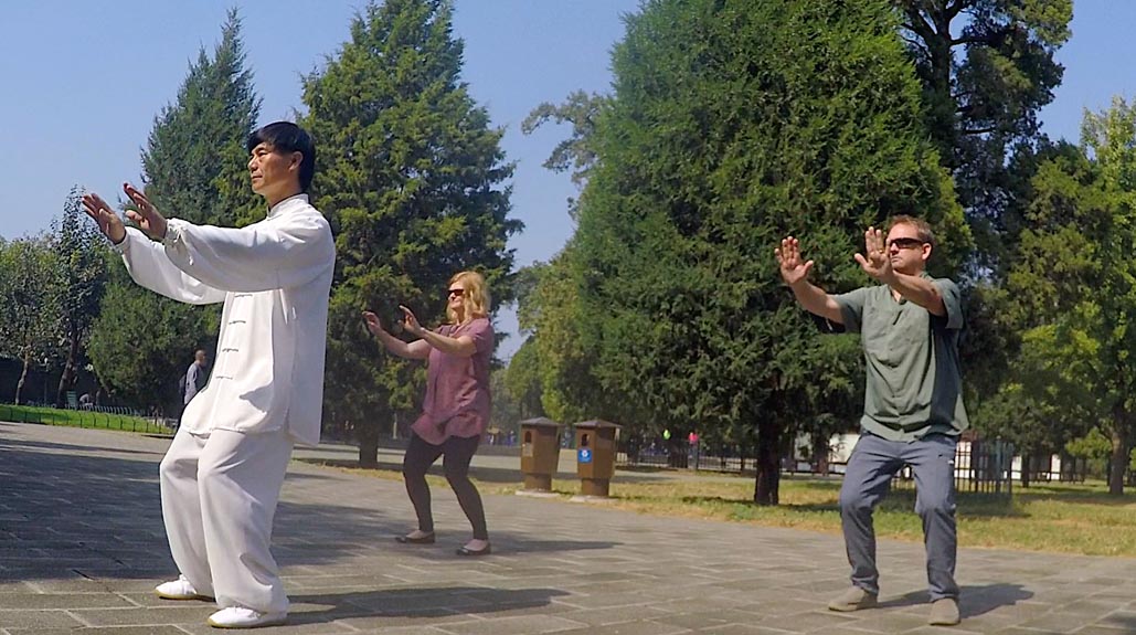 tai chi in beihai park beijing