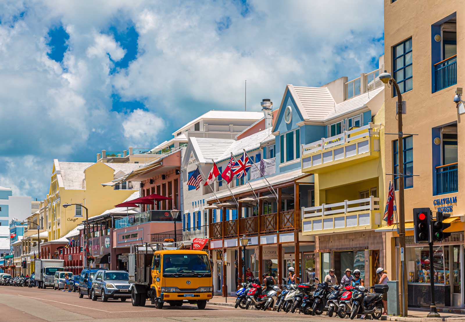 things to do in bermuda front street hamilton