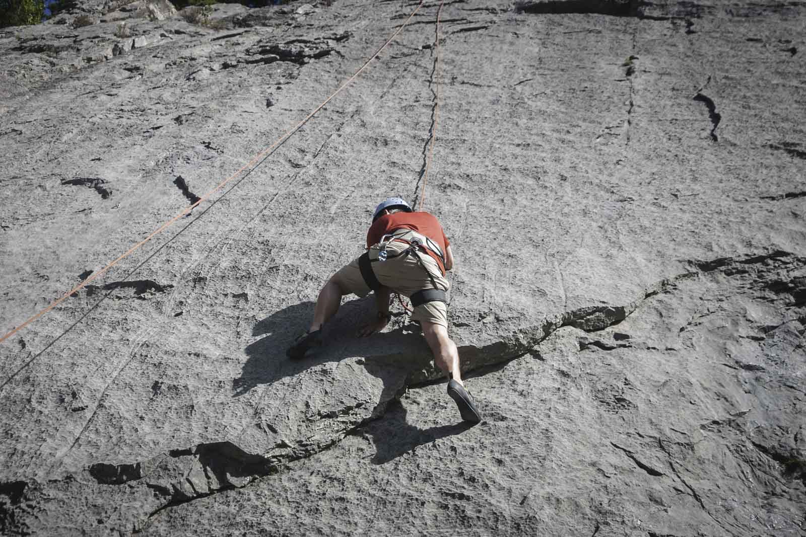 things to do in blue mountain rock climbing