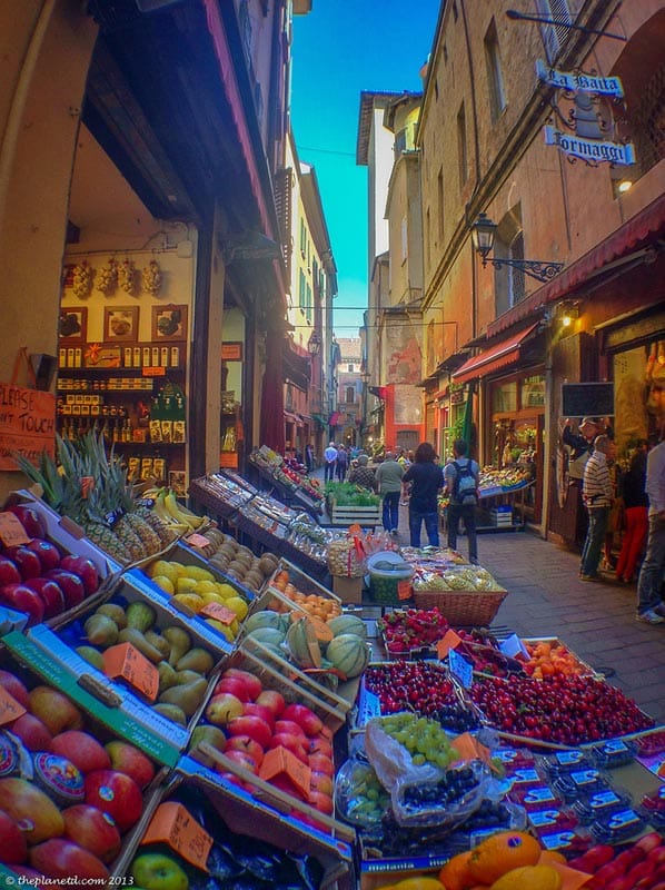 things to do in bologna markets