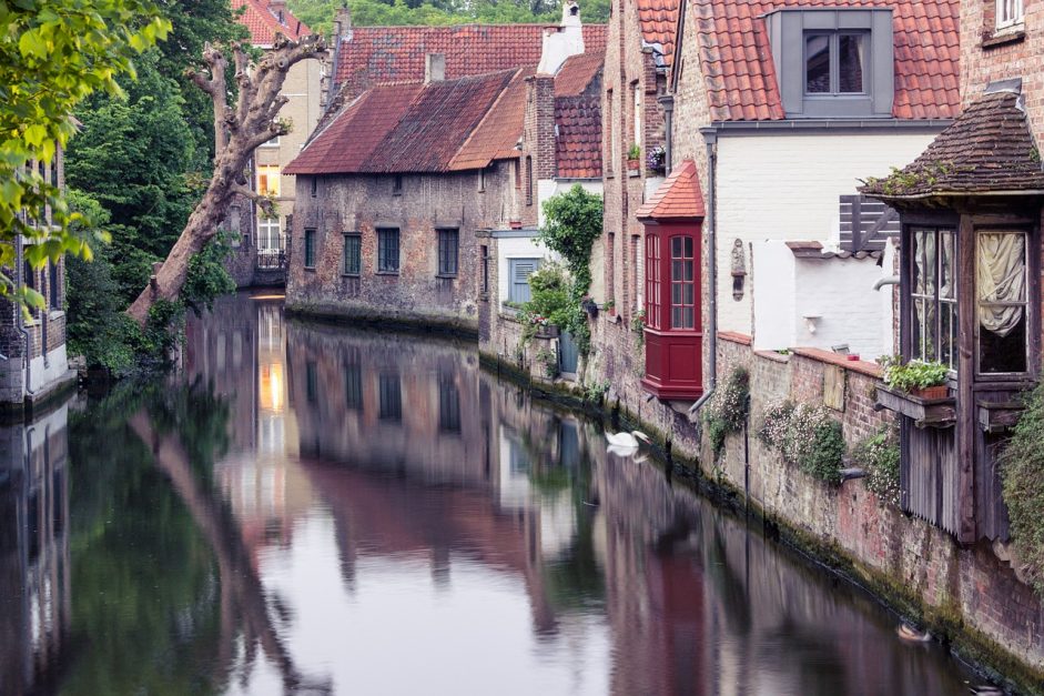 things to do in bruges featured image