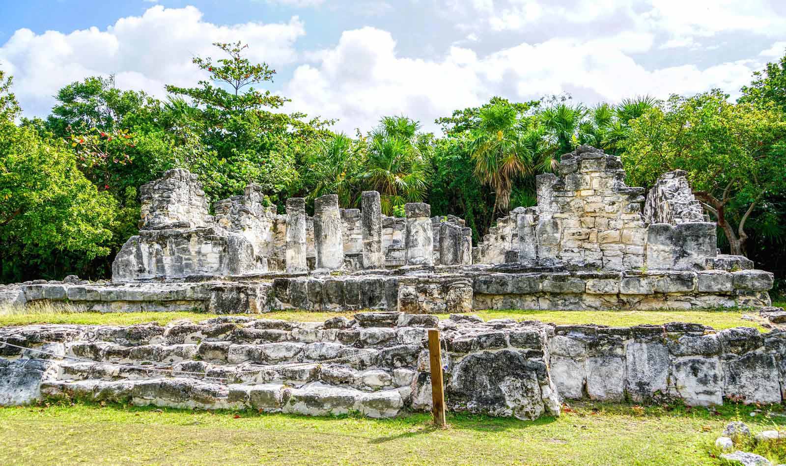 Places to visit in Cancun el ray ruins