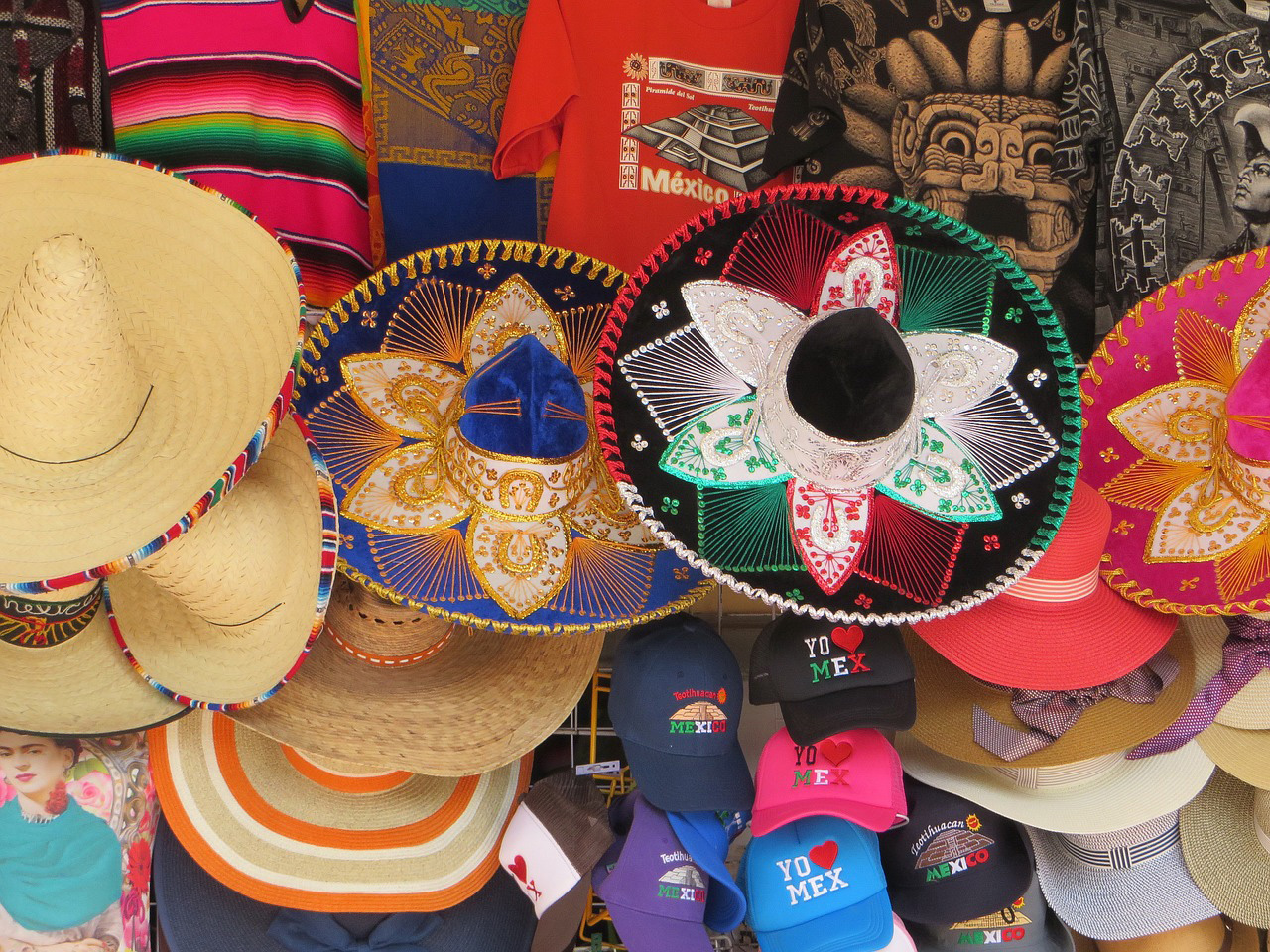 things to do in Cancun Markets