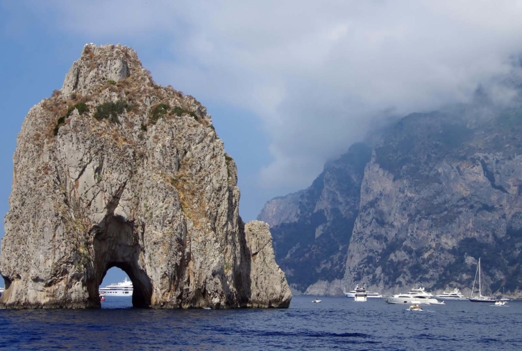22 Best Things to do in Capri - The Planet D
