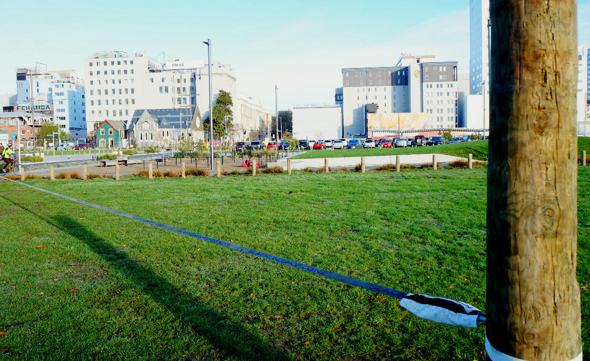 things to do in christchurch for free | slacklining park south island