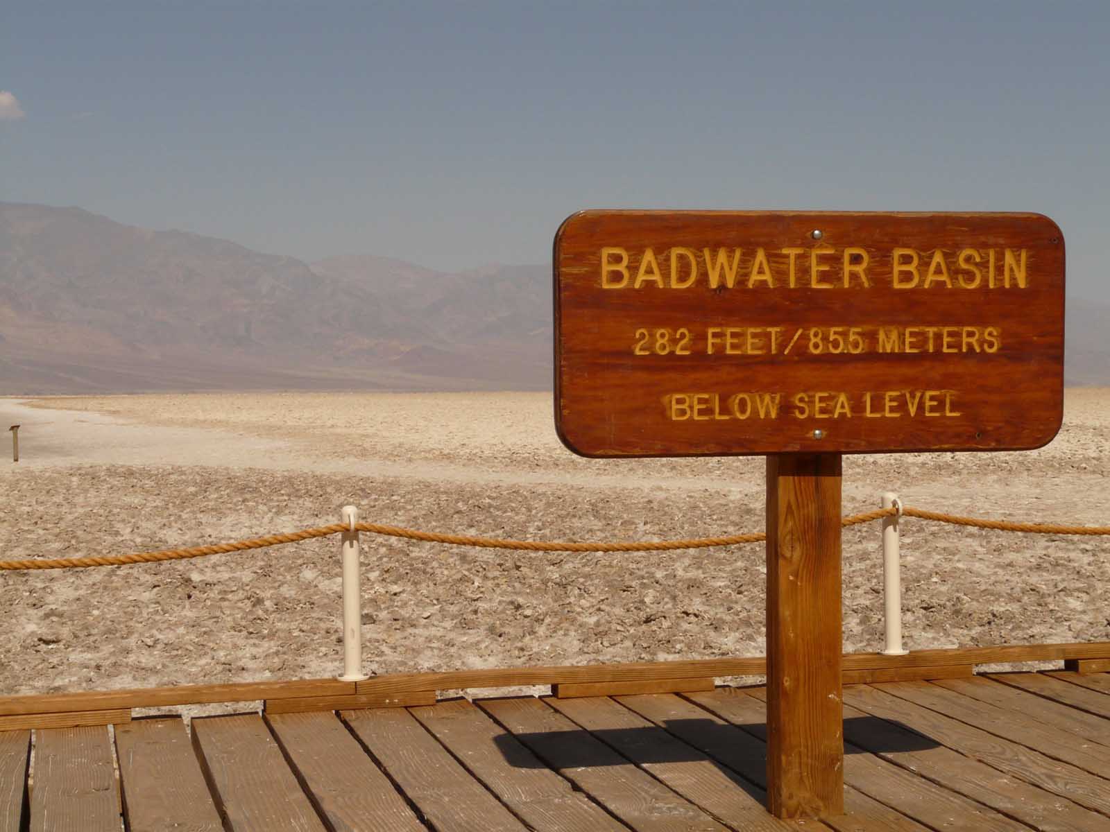 Things to do in Death Valley National Park Badwater Basin