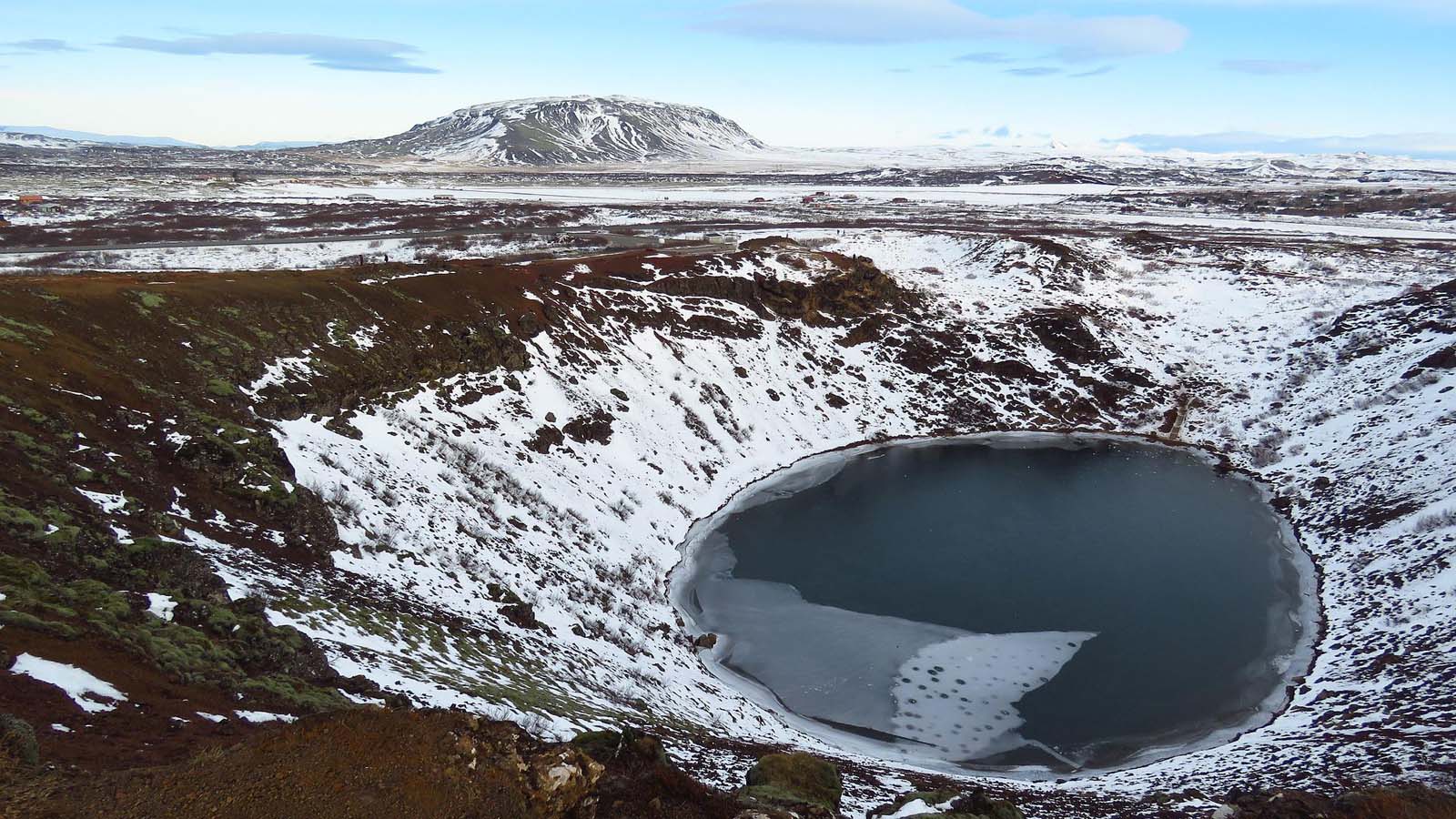things to do in iceland crater