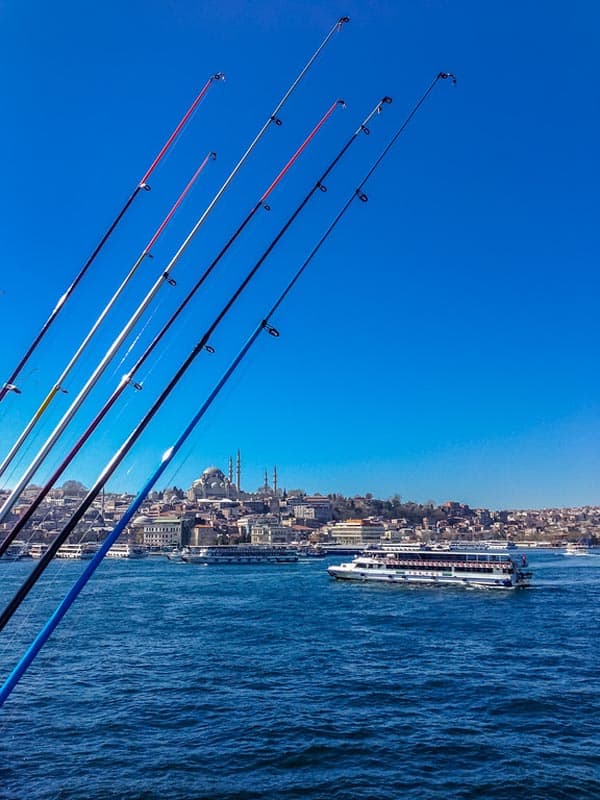 things to do in istanbul cruise the Bosphoros